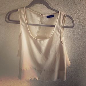 Crop top with scallop trim